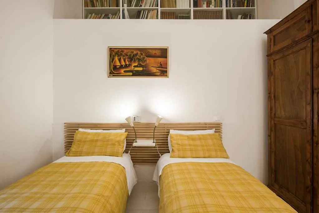 Treasurerome Opera Residence 0*, Rome Italy